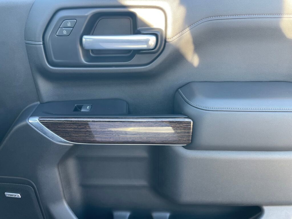 Used 2020 GMC Sierra 1500 Elevation w/ Elevation Value Package image 21