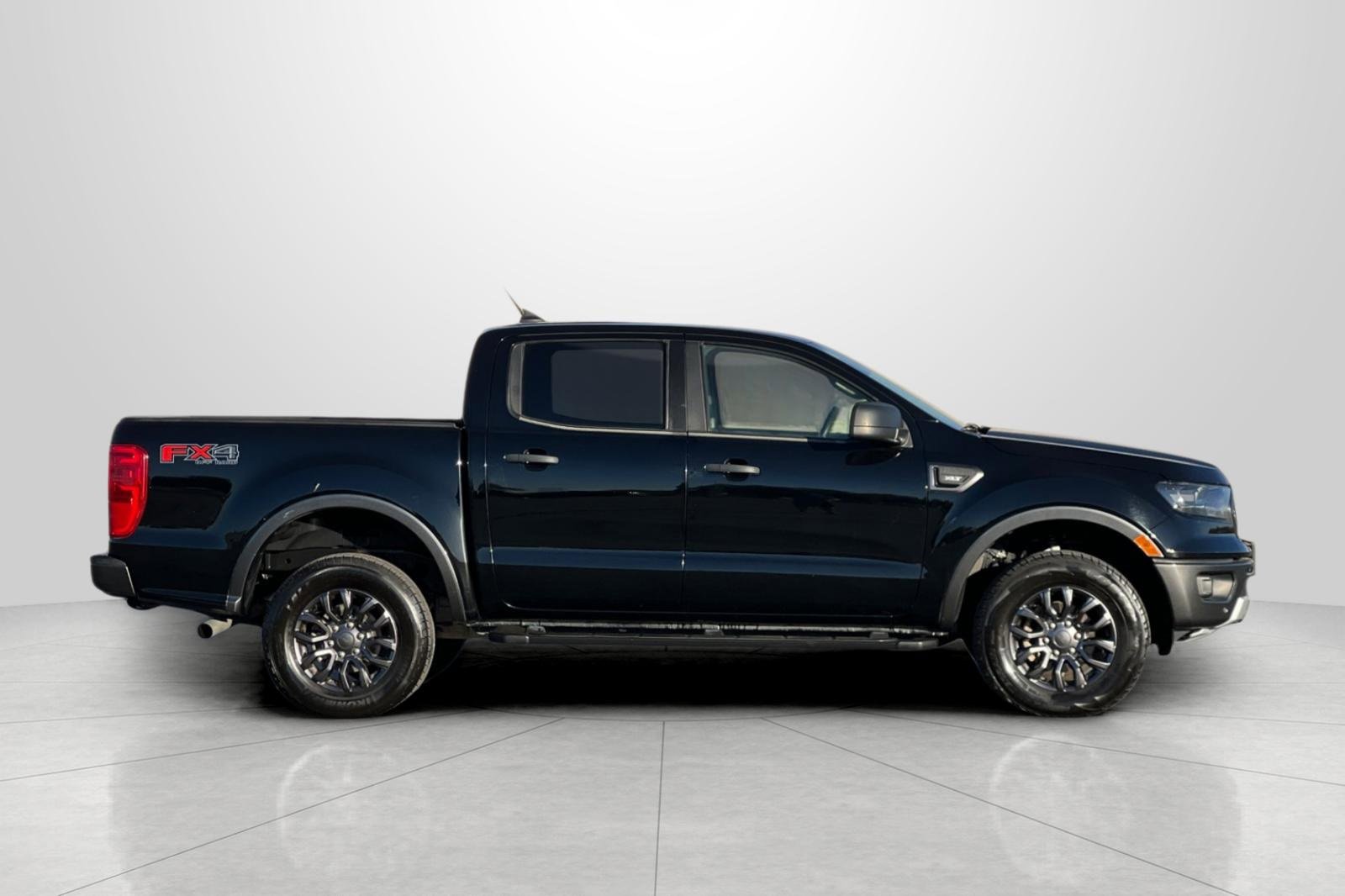 Used 2019 Ford Ranger XLT w/ Equipment Group 302A Luxury image 4