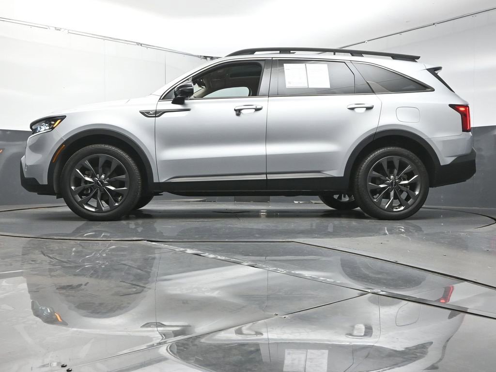 Used 2022 Kia Sorento SX Prestige w/ Rust Color Package image 37