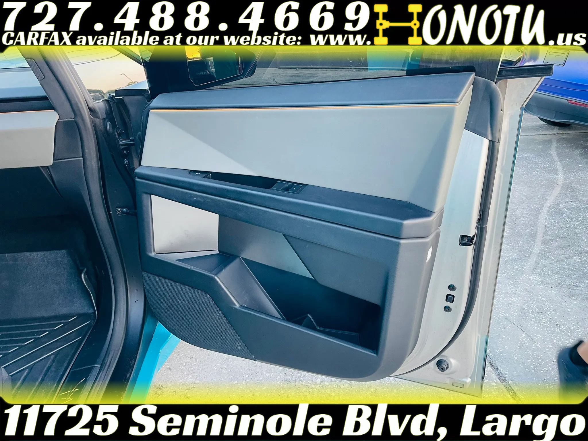 Used 2024 Tesla Cybertruck AWD Crew Cab image 22