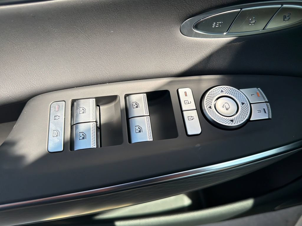 New 2026 Genesis GV70 2.5T Sport Prestige AWD/4WD image 11