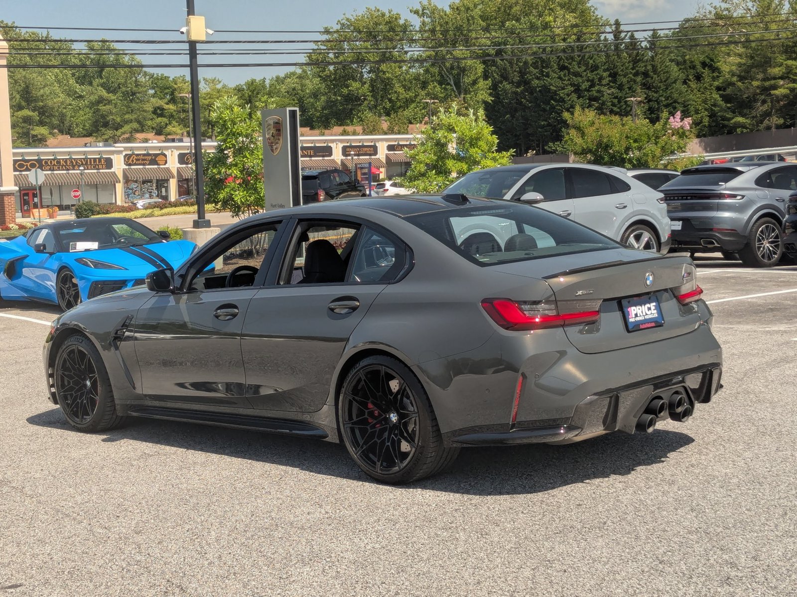 Used 2023 BMW M3 Competition AWD/4WD video 3