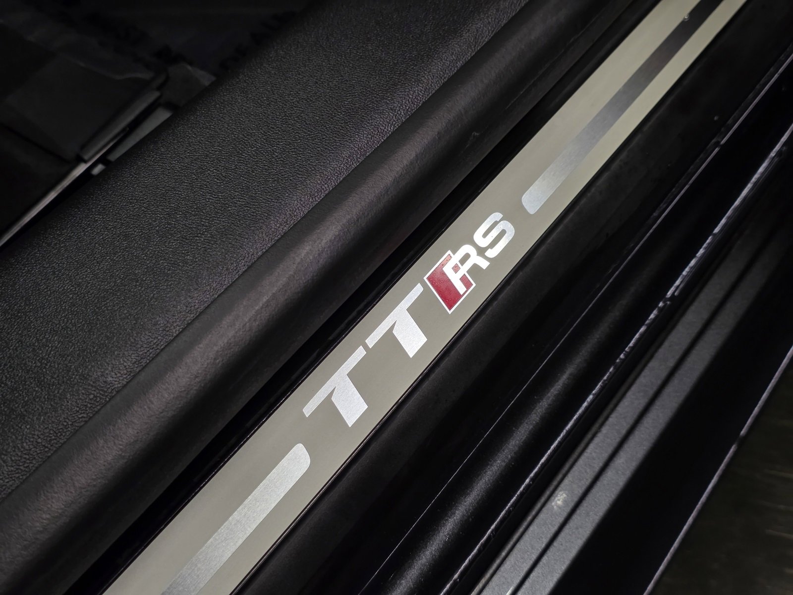 Used 2019 Audi TT RS image 39