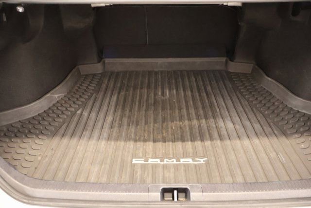 Used 2021 Toyota Camry LE image 26