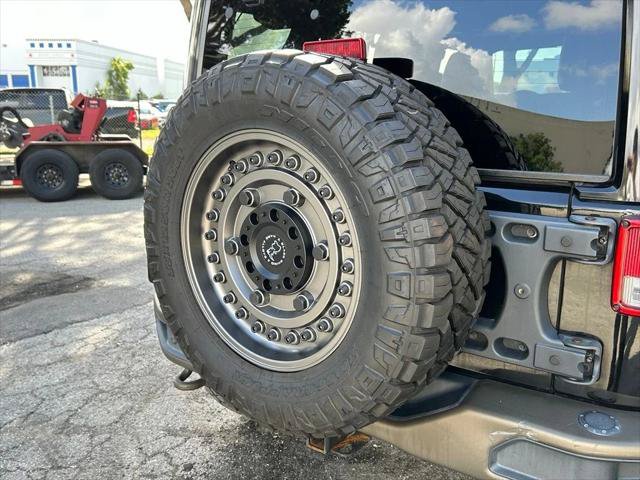 Certified 2017 Jeep Wrangler Unlimited Sahara AWD/4WD image 42
