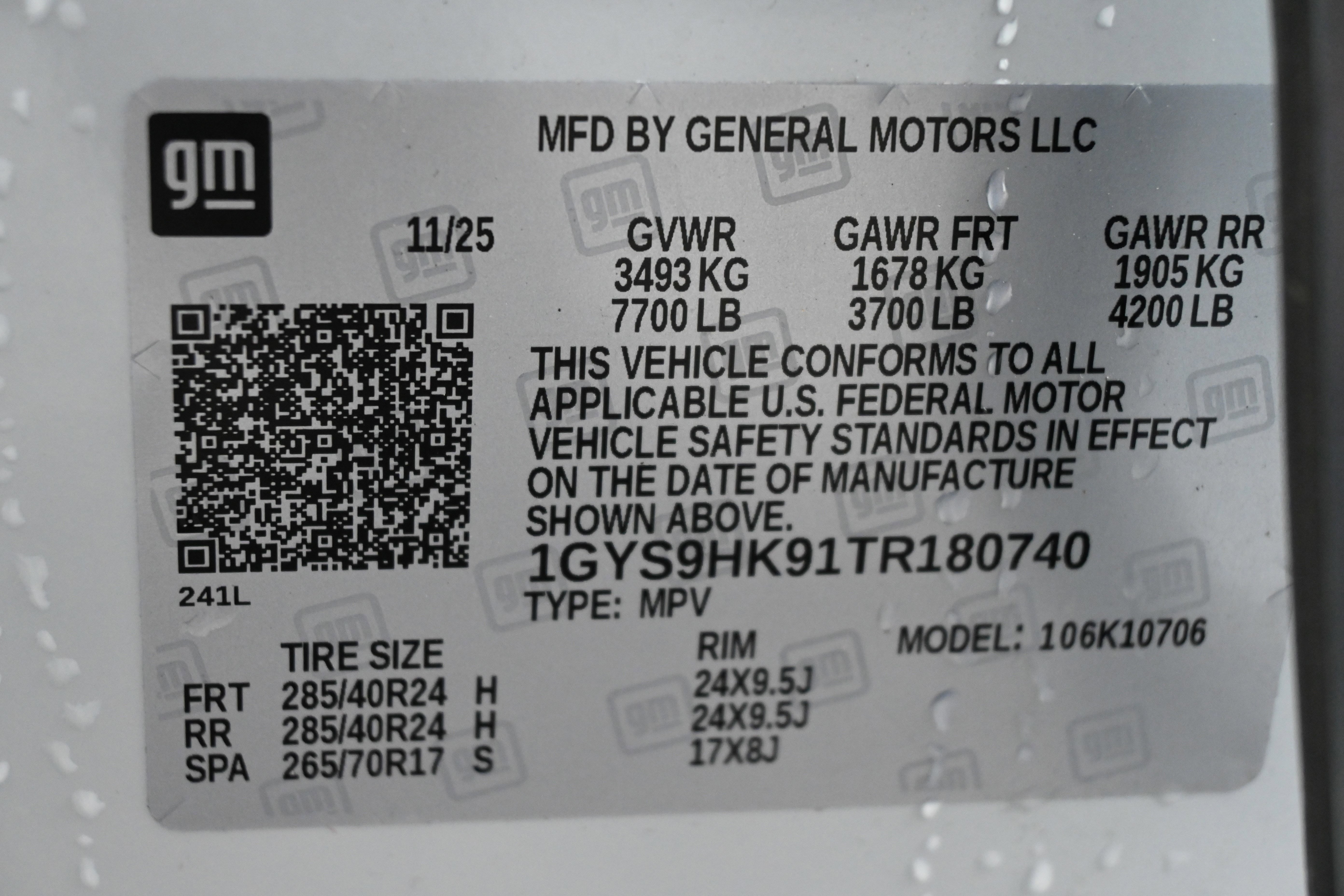 Used 2026 Cadillac Escalade V w/ LPO, ONYX Package AWD/4WD image 34