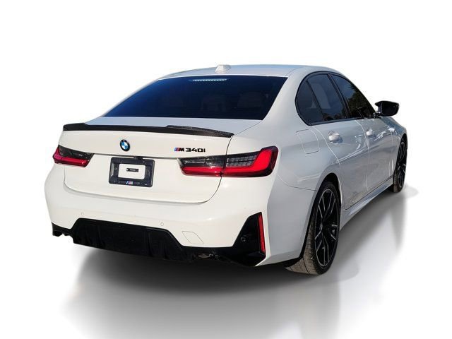 Used 2024 BMW M340i w/ Premium Package image 4