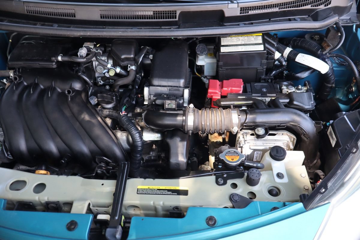 Used 2015 Nissan Versa Note SV FWD image 39