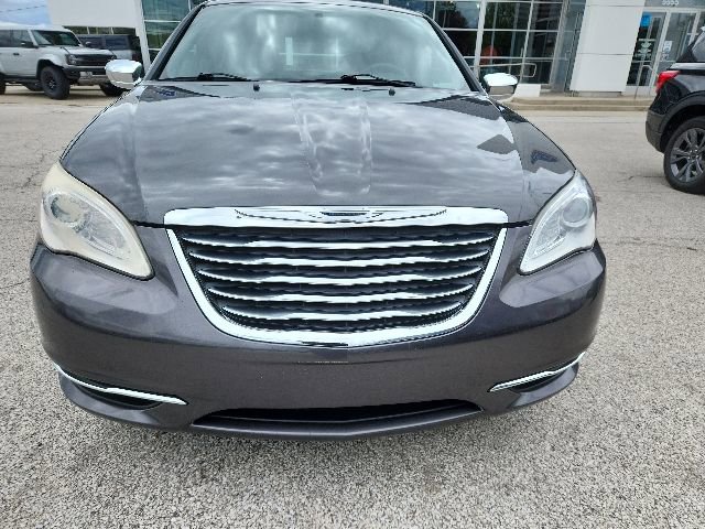 Used 2014 Chrysler 200 Limited FWD video 2