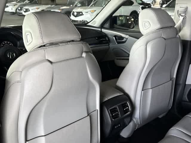 Used 2023 Acura RDX w/ Technology Package FWD image 23
