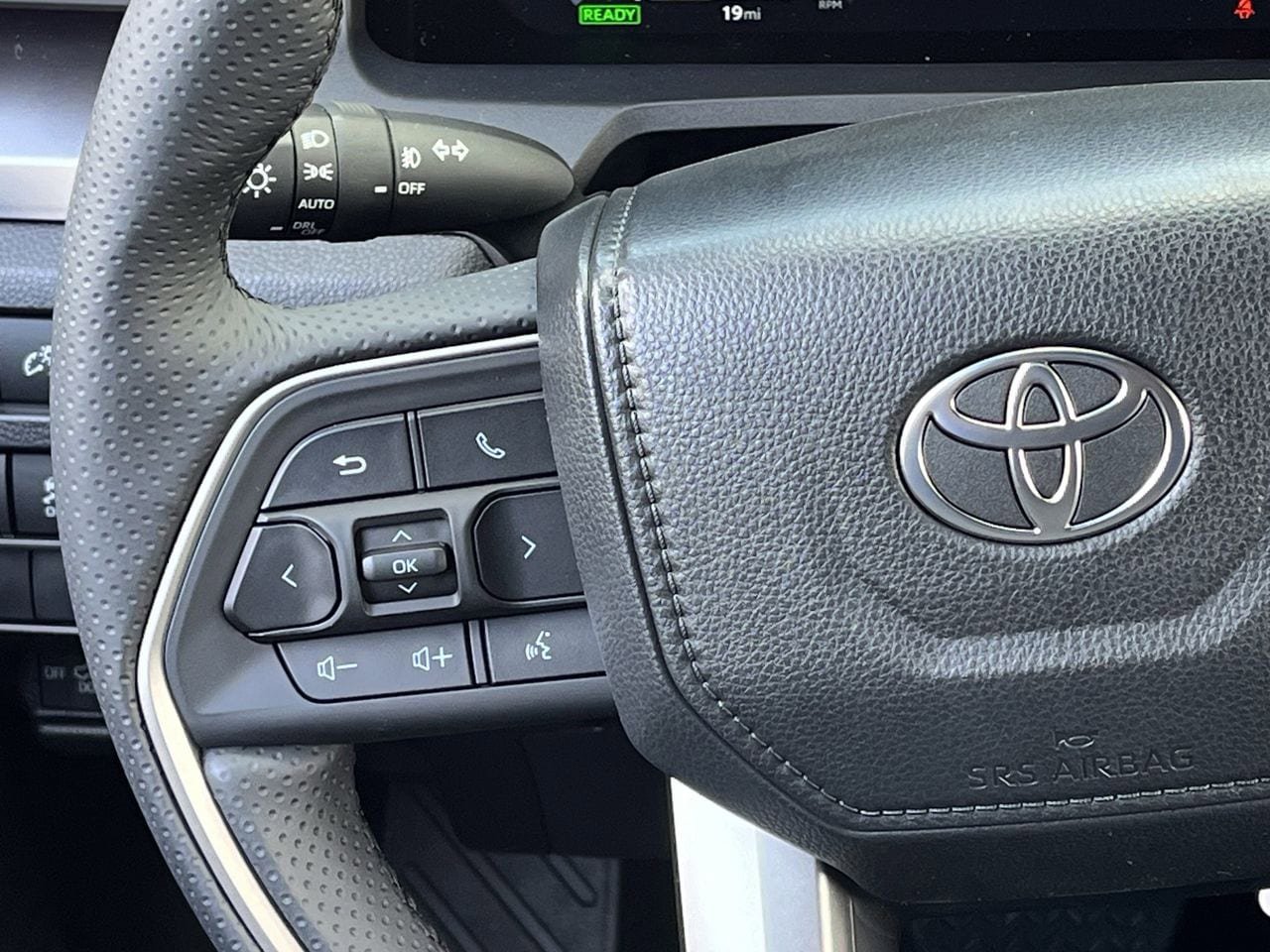 New 2026 Toyota 4Runner TRD Off-Road Premium AWD/4WD image 12