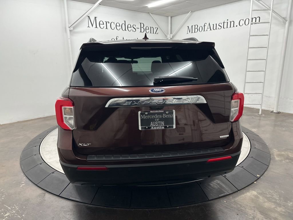 Used 2020 Ford Explorer XLT image 6