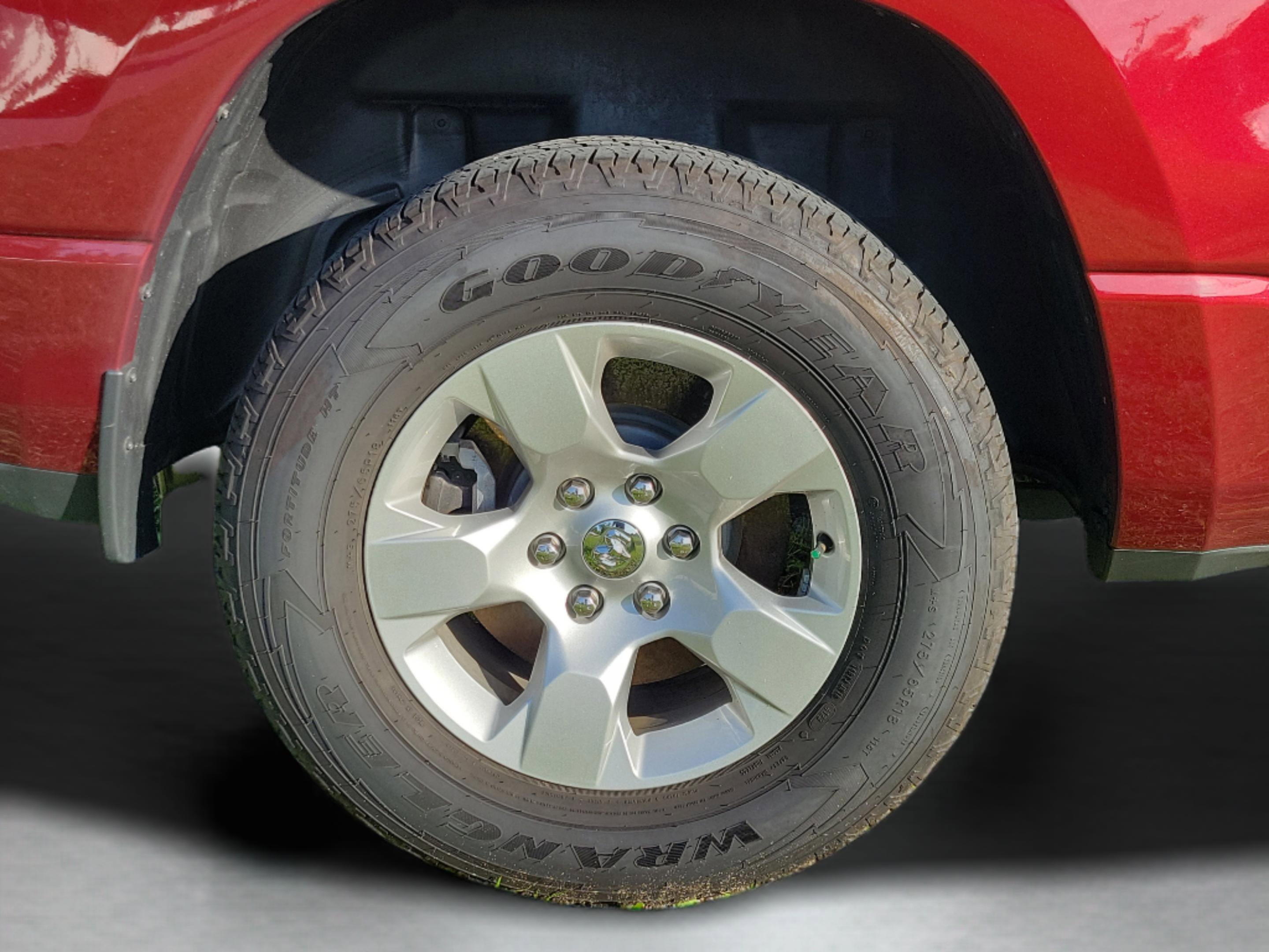 Used 2024 RAM 1500 Big Horn AWD/4WD image 17