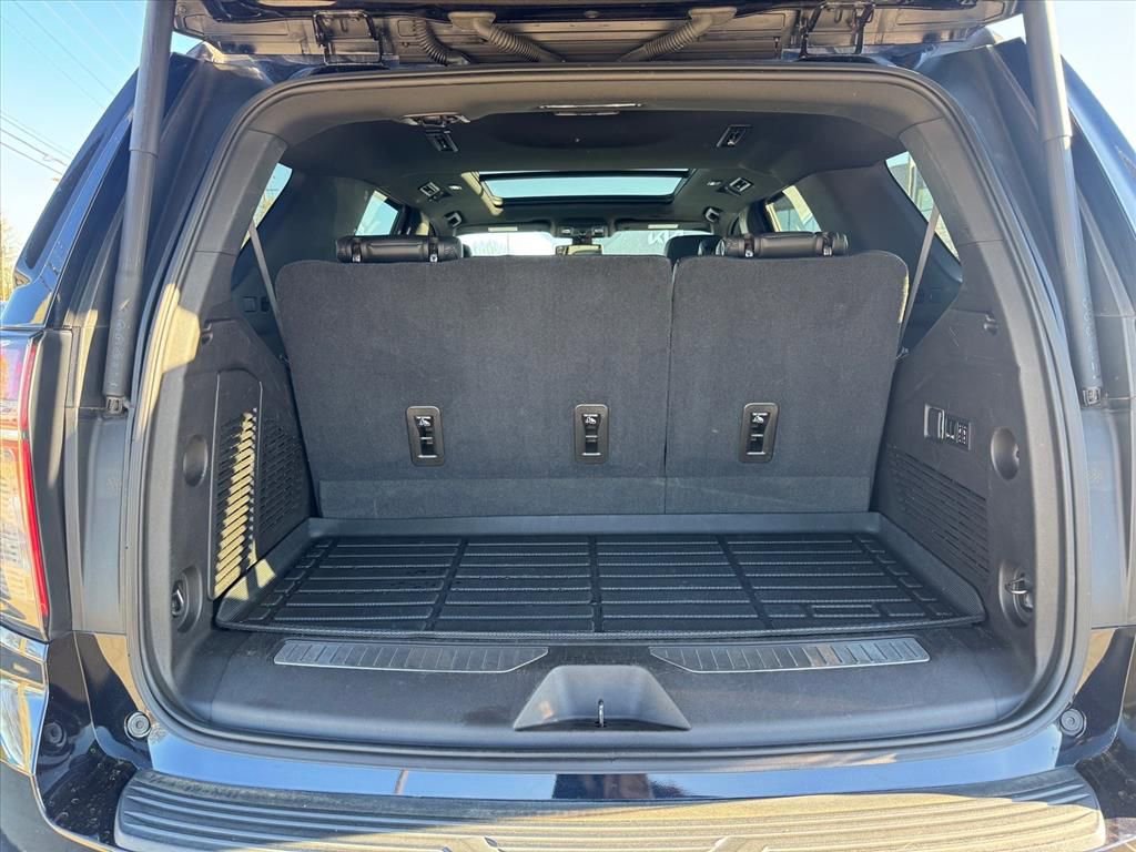 Used 2021 Chevrolet Tahoe Z71 w/ Z71 Off-Road Package image 10