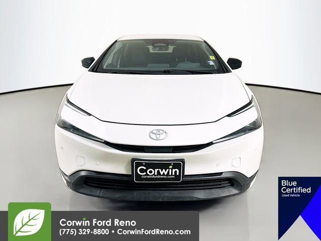 Used 2025 Toyota Prius LE image 2
