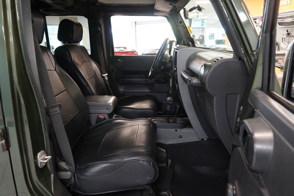 Used 2008 Jeep Wrangler Unlimited X AWD/4WD image 31