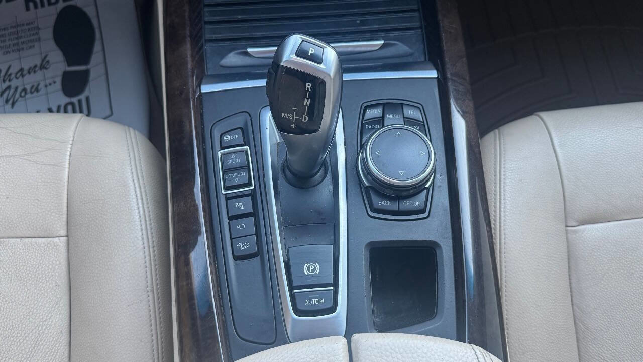 Used 2015 BMW X5 xDrive35i w/ Premium Package image 16