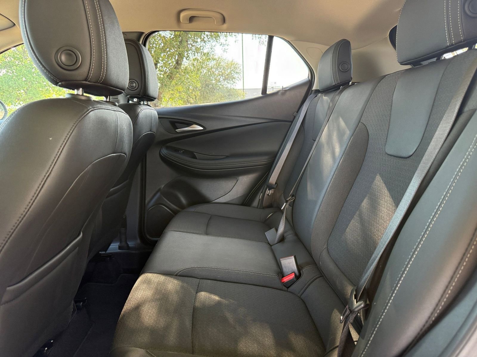 Used 2025 Buick Encore GX Preferred FWD image 25