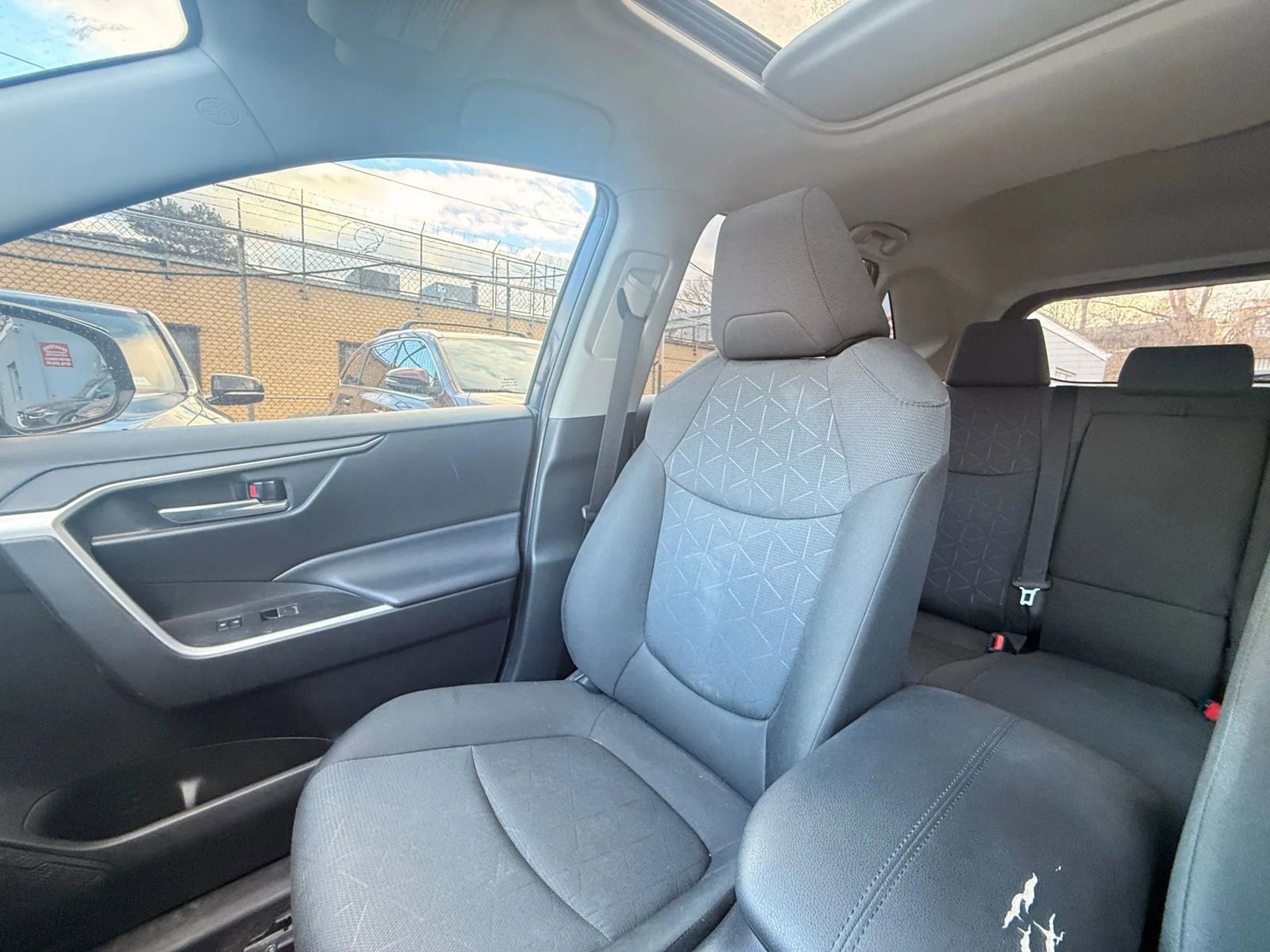 Used 2024 Toyota RAV4 XLE image 23