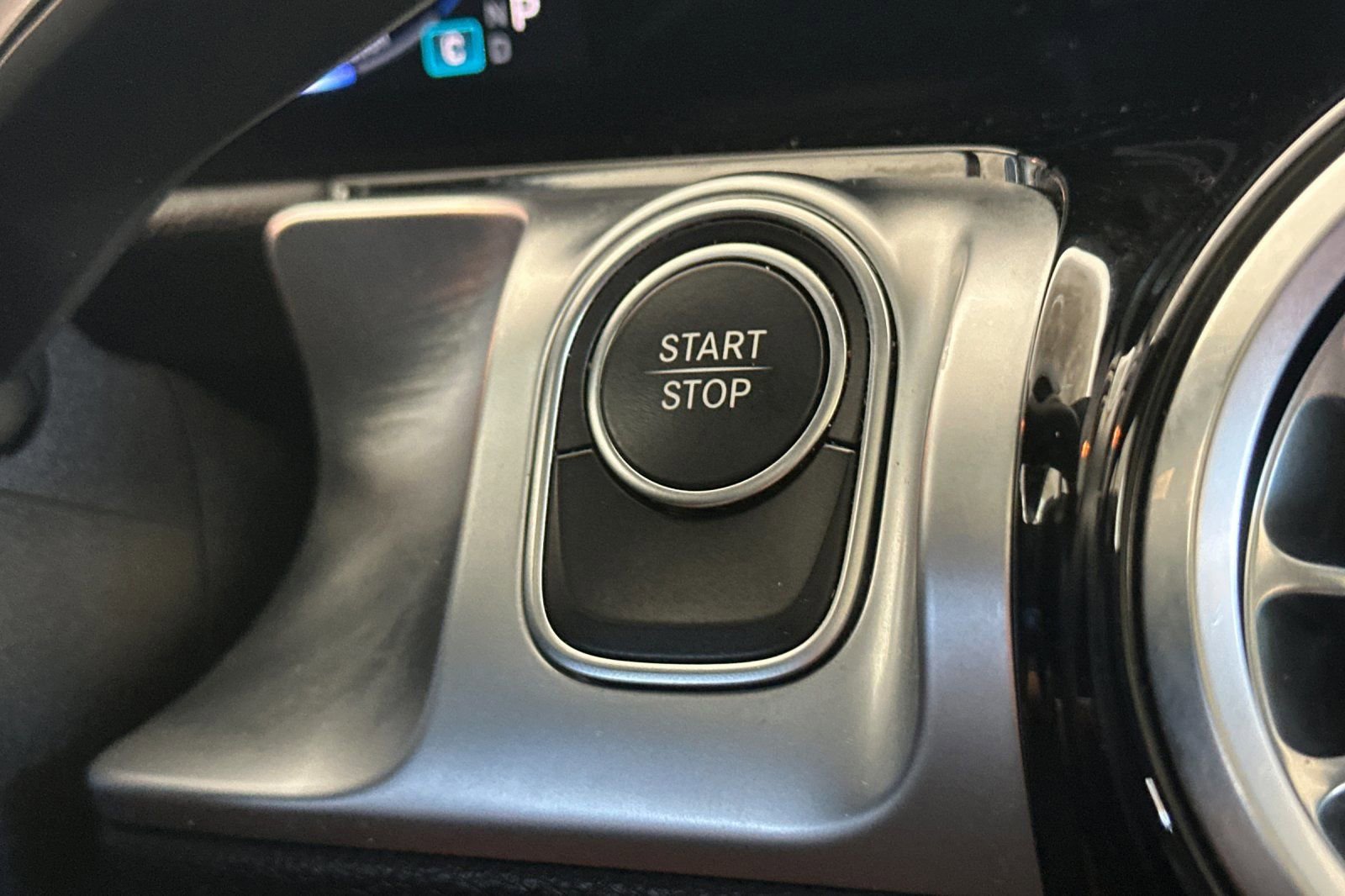 Certified 2024 Mercedes-Benz EQB 250+ image 31