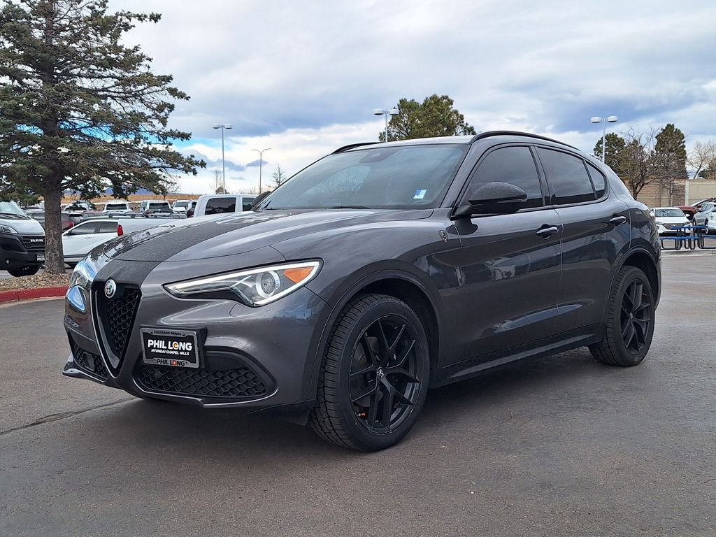 Used 2021 Alfa Romeo Stelvio Ti Sport image 7