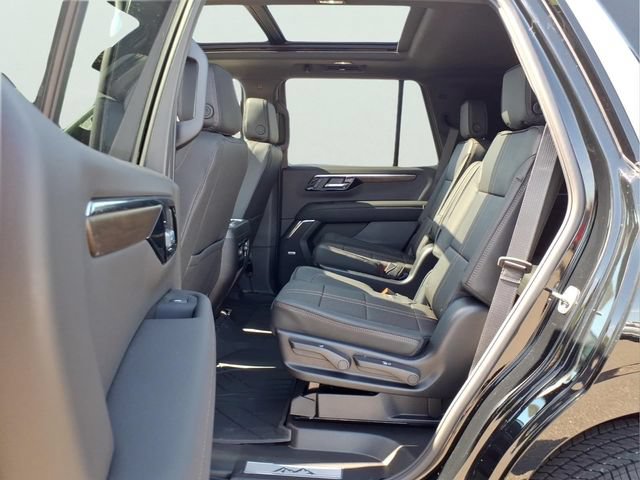 New 2026 Chevrolet Tahoe High Country w/ Sun And Tow Package AWD/4WD image 11