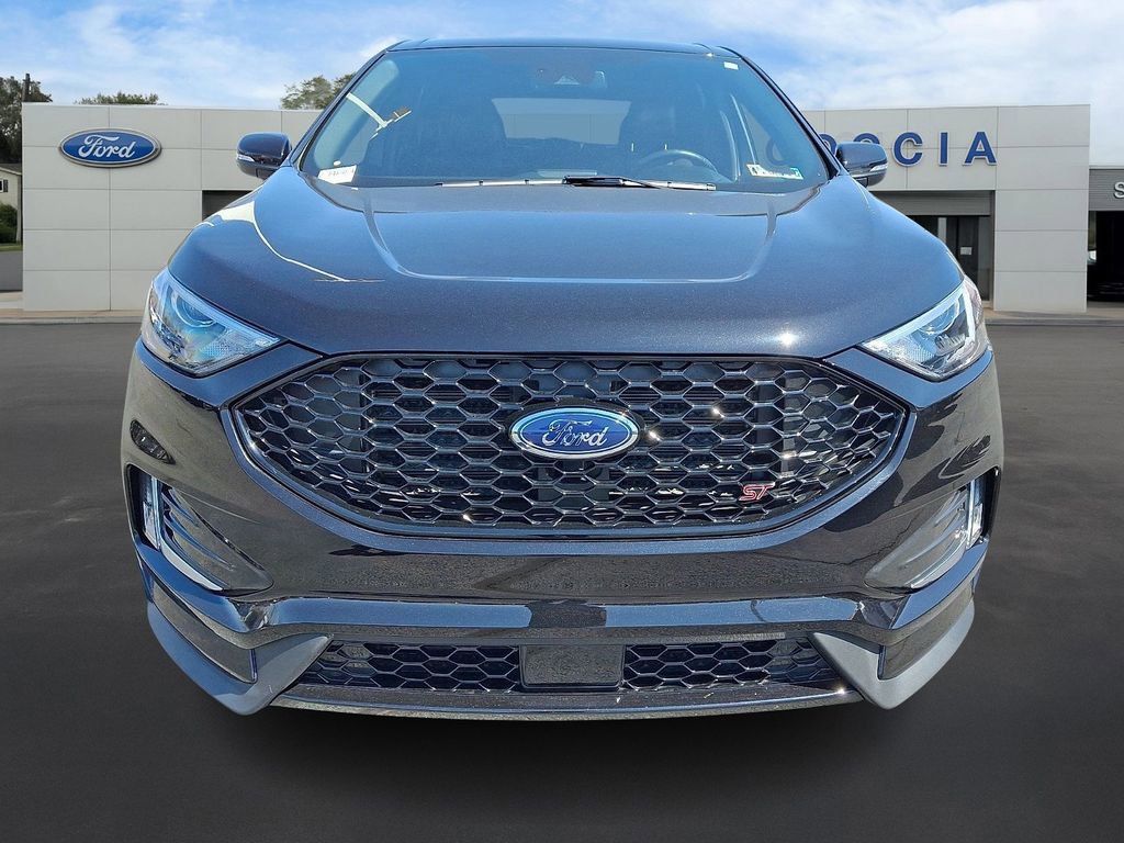 Certified 2023 Ford Edge ST w/ Cargo Accessory Package image 2