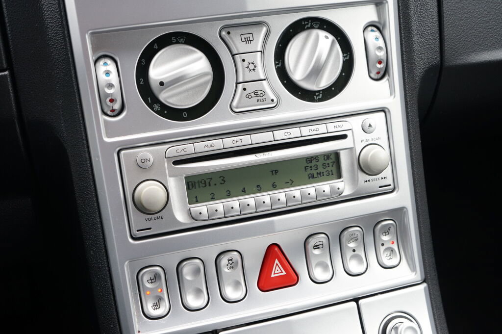 Used 2005 Chrysler Crossfire SRT-6 image 15