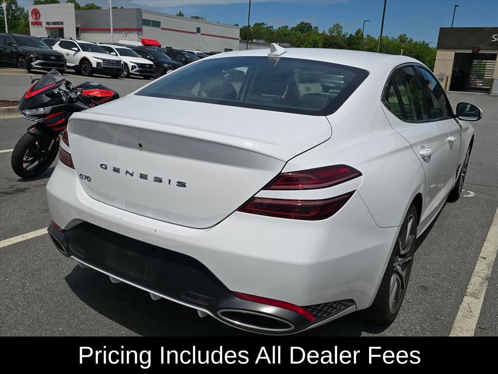 Used 2025 Genesis G70 2.5T RWD image 9