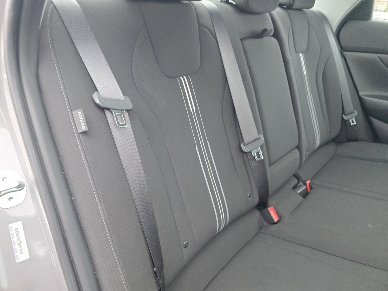 Used 2025 Hyundai Elantra SEL image 19