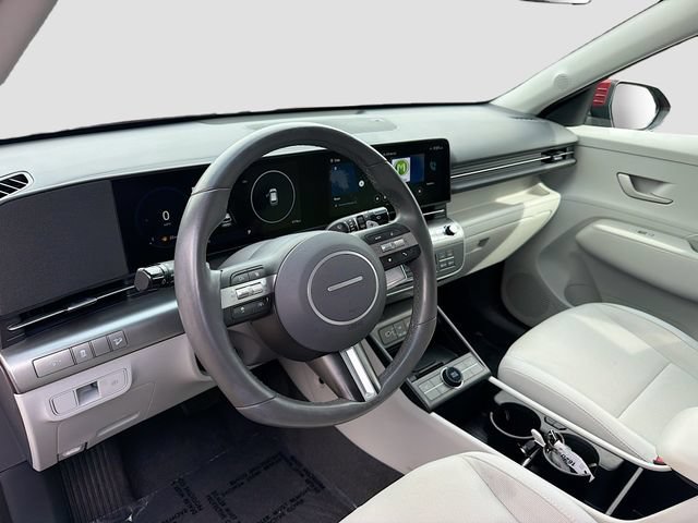 Certified 2024 Hyundai Kona SEL w/ Convenience Package FWD image 9