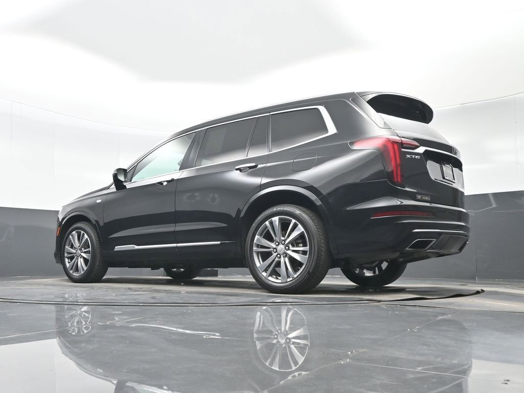 Used 2020 Cadillac XT6 Premium Luxury FWD image 28