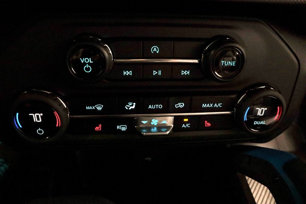 Used 2024 Ford Bronco Black Diamond image 29