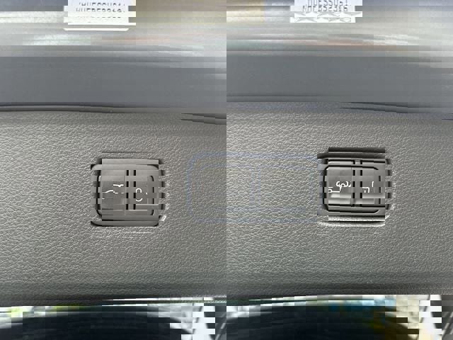 Used 2025 Genesis GV80 2.5T Standard image 16