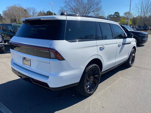 New 2026 Lincoln Navigator Reserve w/ Jet Appearance Package AWD/4WD image 30