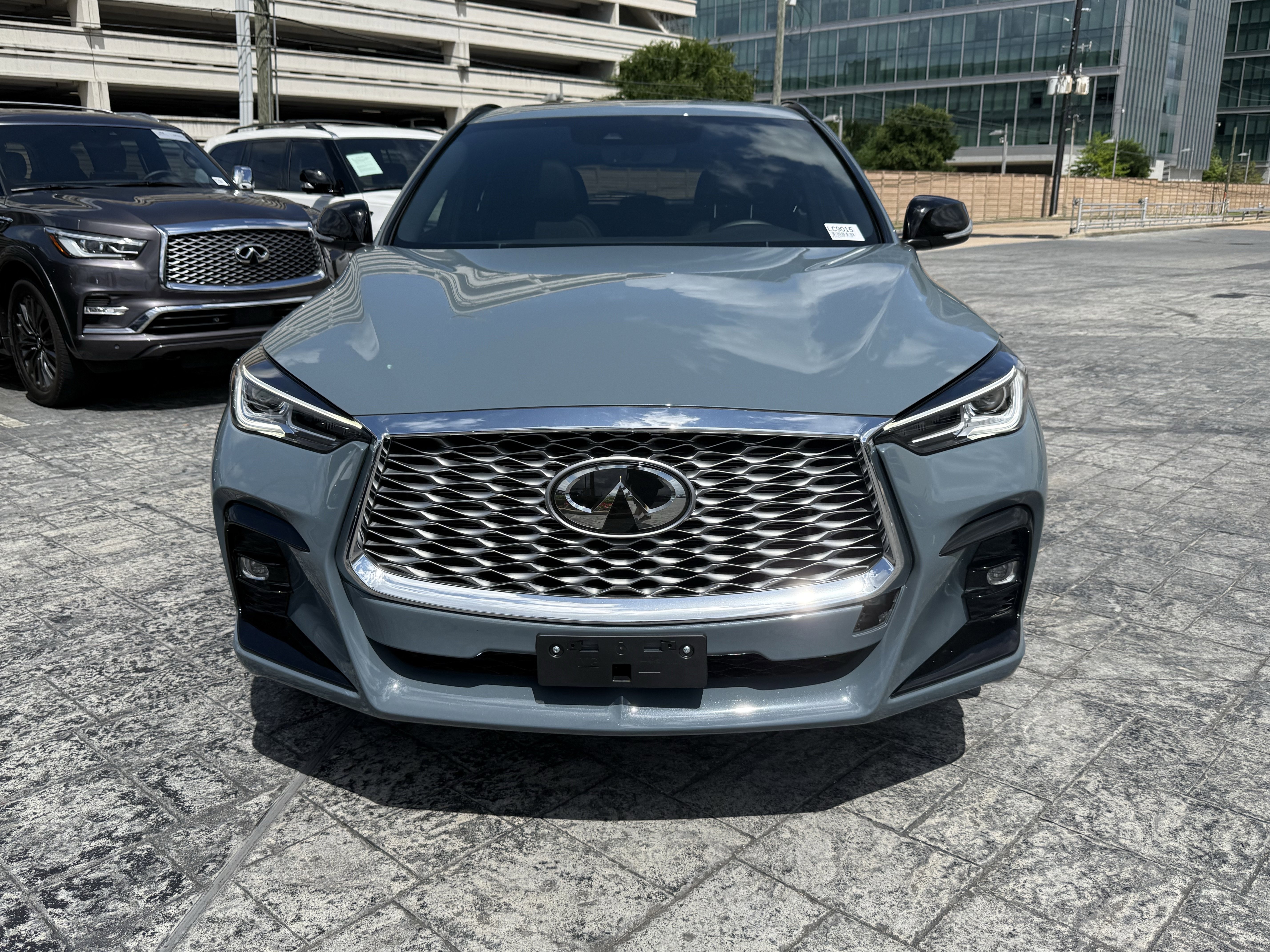 Certified 2025 INFINITI QX55 Luxe w/ Cargo Package AWD/4WD image 2
