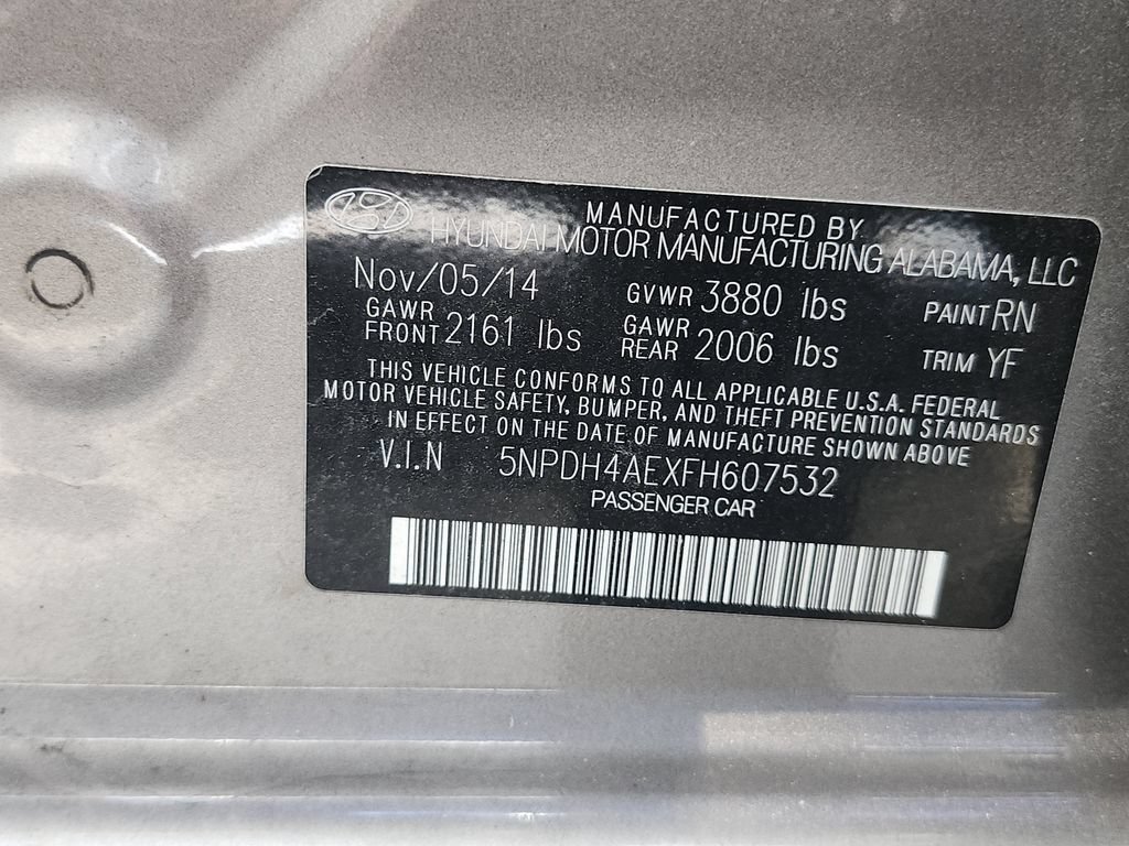 Used 2015 Hyundai Elantra SE FWD image 11