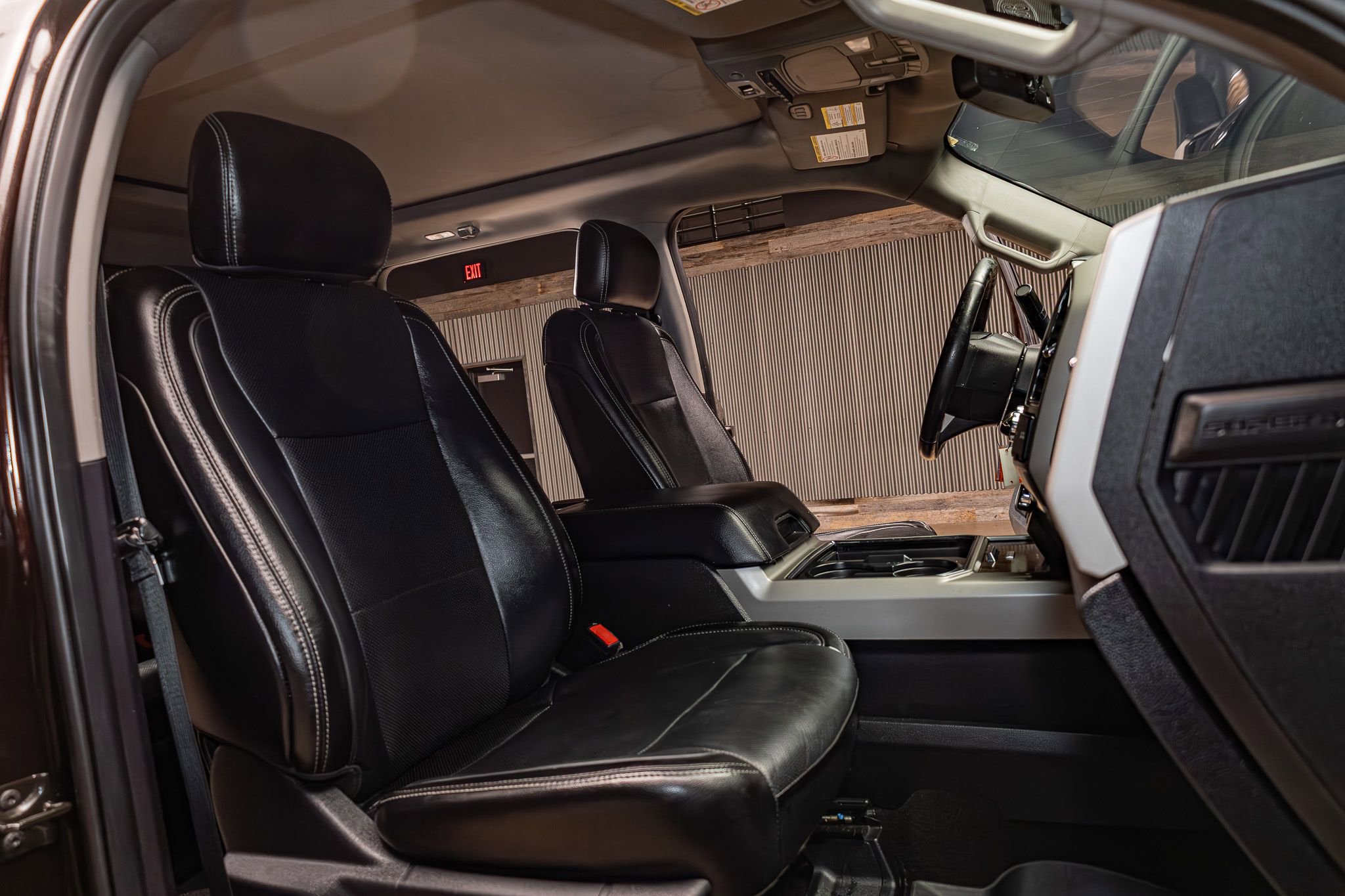 Used 2018 Ford F250 Lariat w/ Lariat Value Package image 26