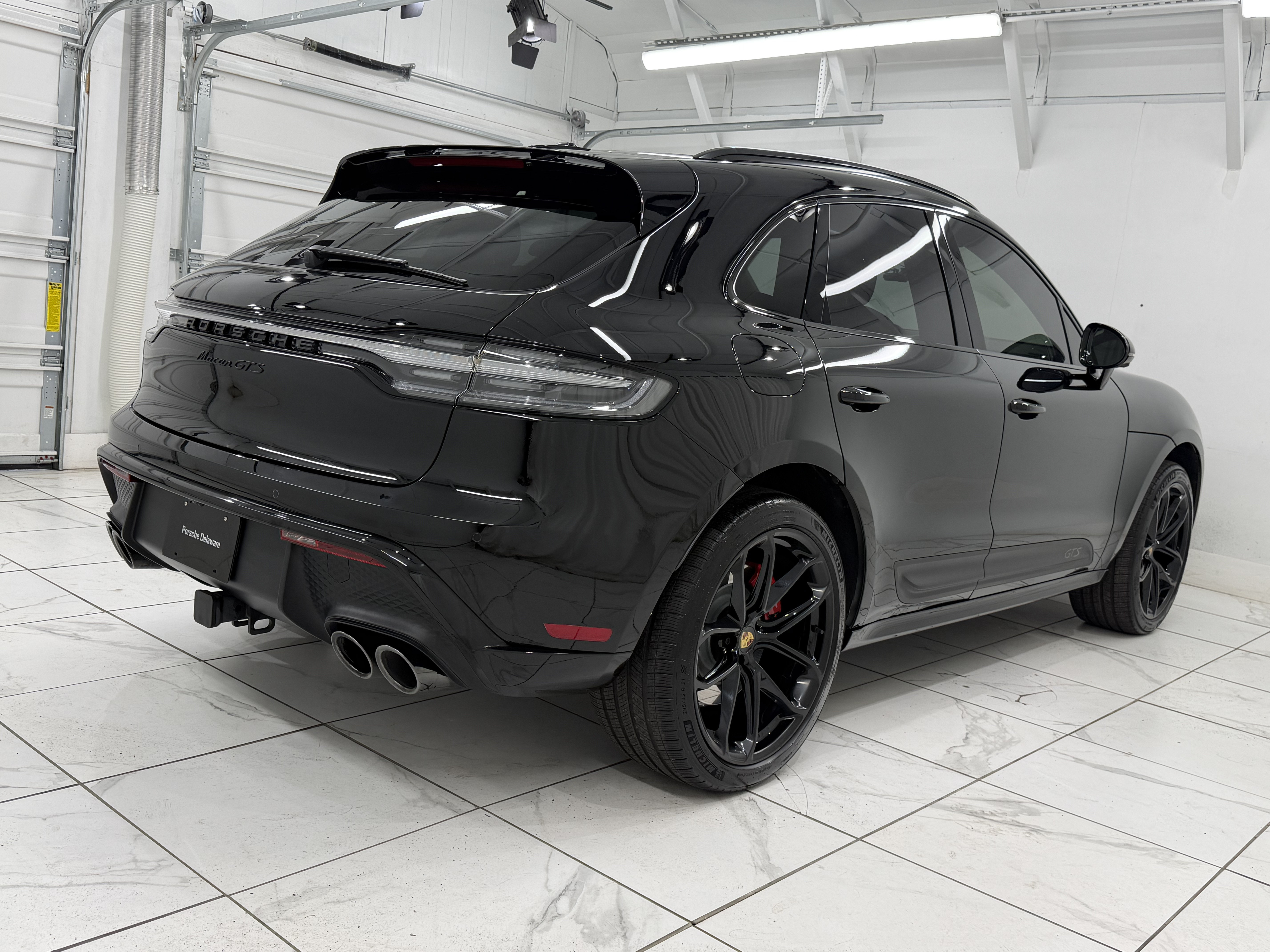 Used 2026 Porsche Macan GTS AWD/4WD image 11