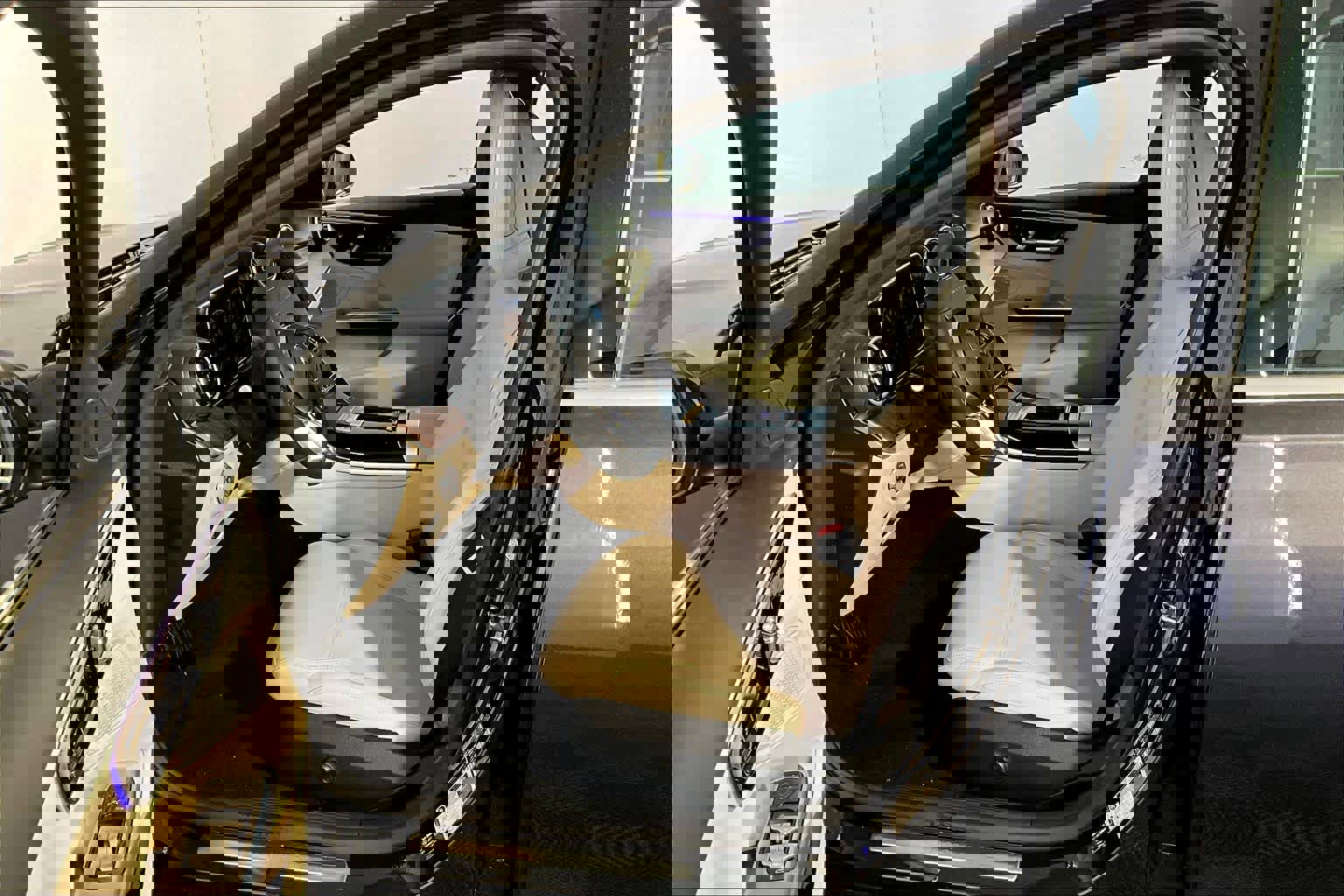 New 2026 Mercedes-Benz C 300 4MATIC Sedan image 13