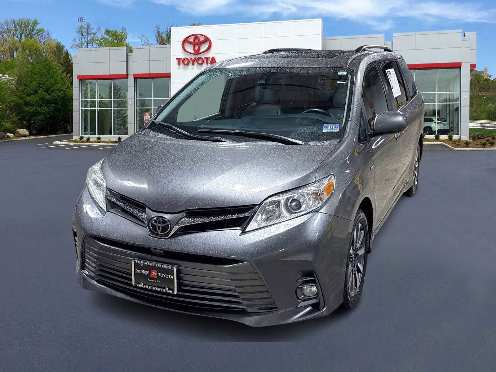 Used 2020 Toyota Sienna XLE