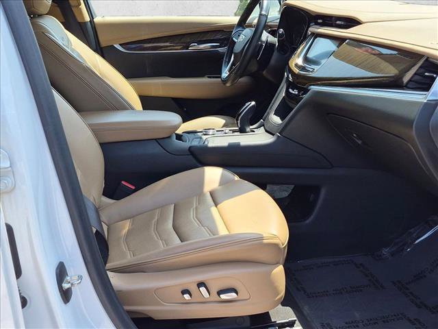Used 2020 Cadillac XT6 Sport w/ Platinum Package AWD/4WD image 18