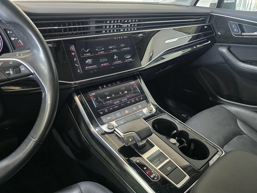 Used 2021 Audi Q7 3.0T Premium Plus w/ Executive Package AWD/4WD image 14