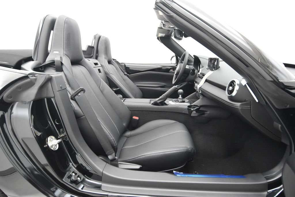 New 2026 MAZDA MX-5 Miata Grand Touring w/ Weather Package RWD image 27