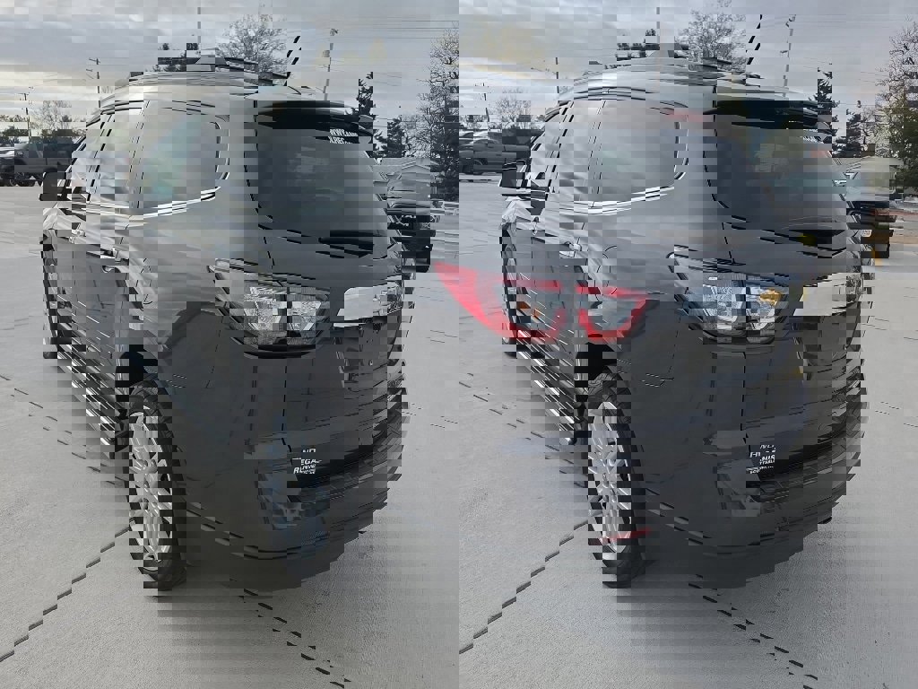 Used 2015 Chevrolet Traverse LT w/ Style and Technology Package image 7