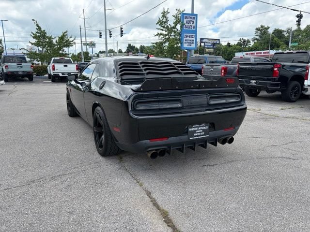 Used 2018 Dodge Challenger SRT w/ Technology Group RWD image 7