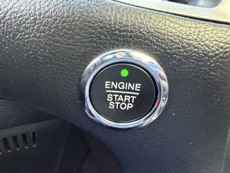 Used 2015 Ford Edge SEL w/ Equipment Group 201A AWD/4WD image 23