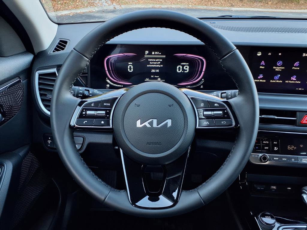 Used 2025 Kia Seltos S image 14