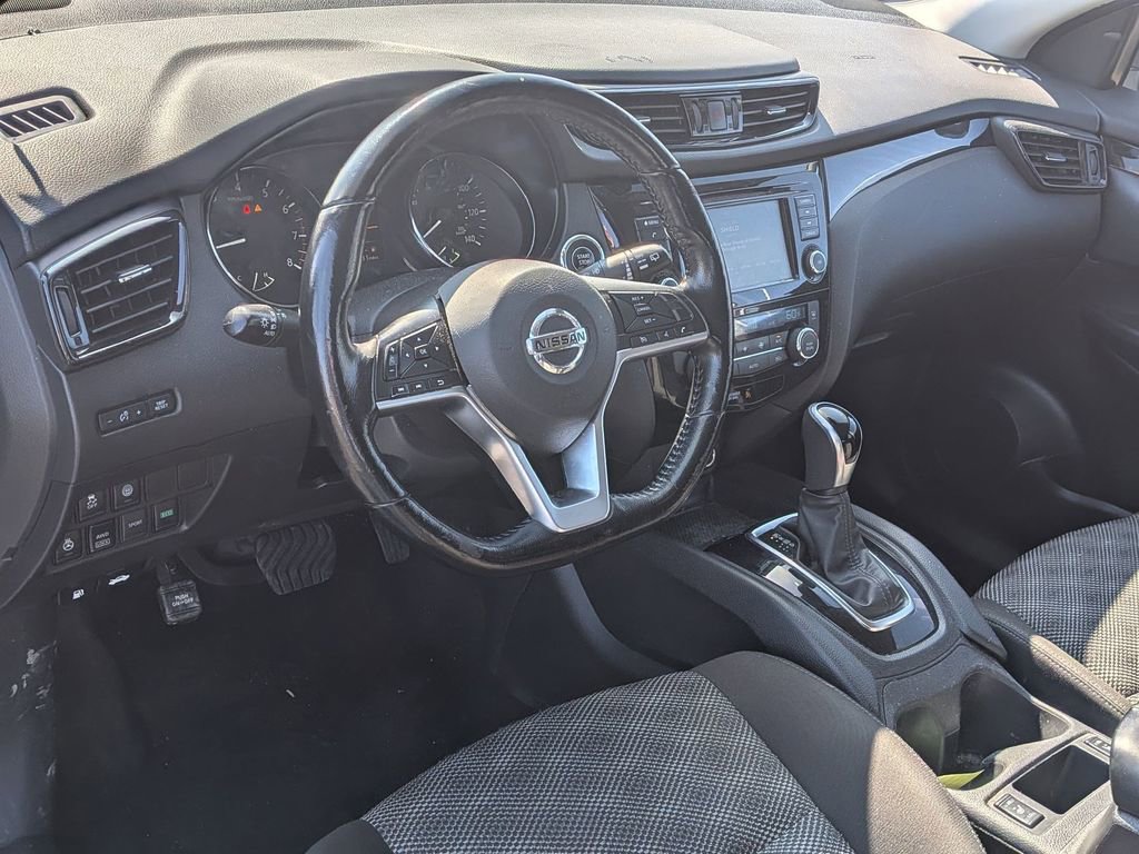 Used 2021 Nissan Rogue Sport SV AWD/4WD image 10