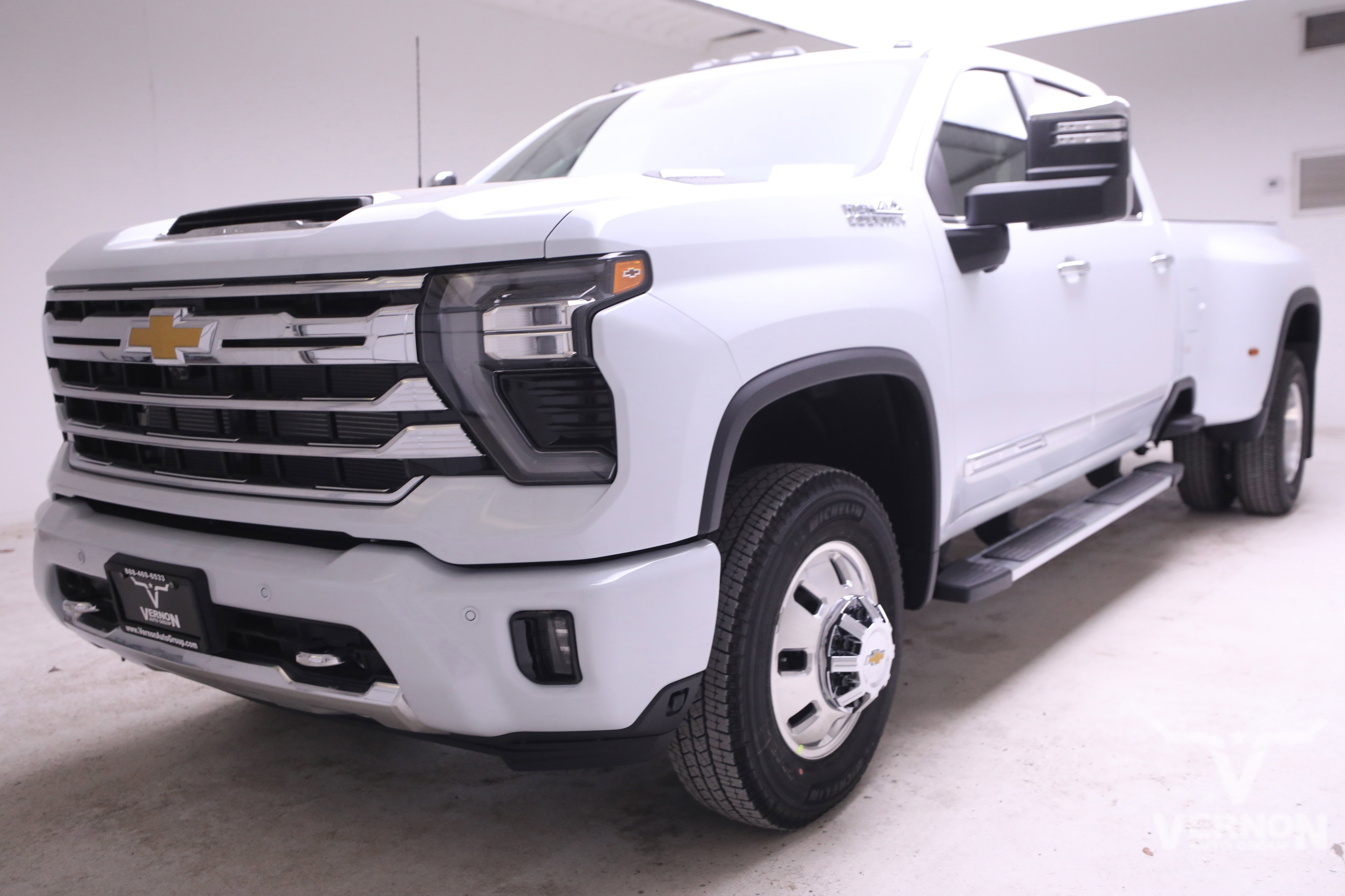 New 2026 Chevrolet Silverado 3500 High Country w/ Technology Package